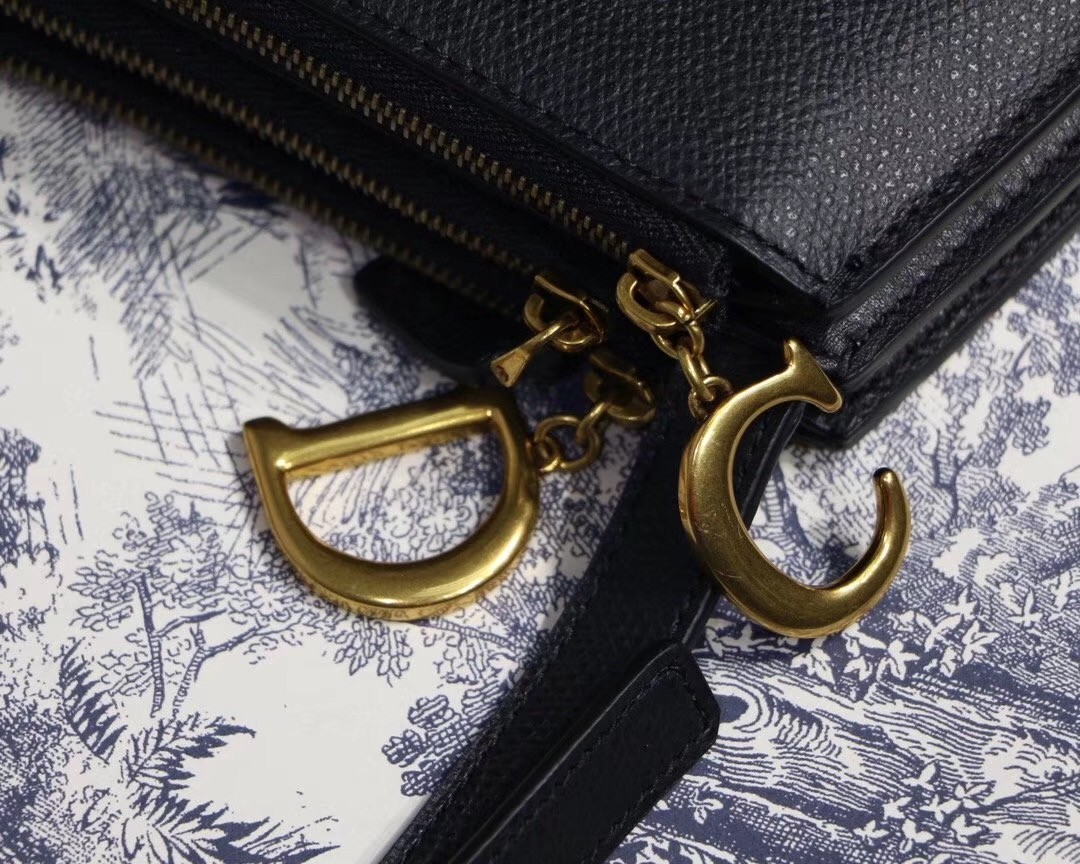 D*or saddle trio pouch with strap in black calfskin