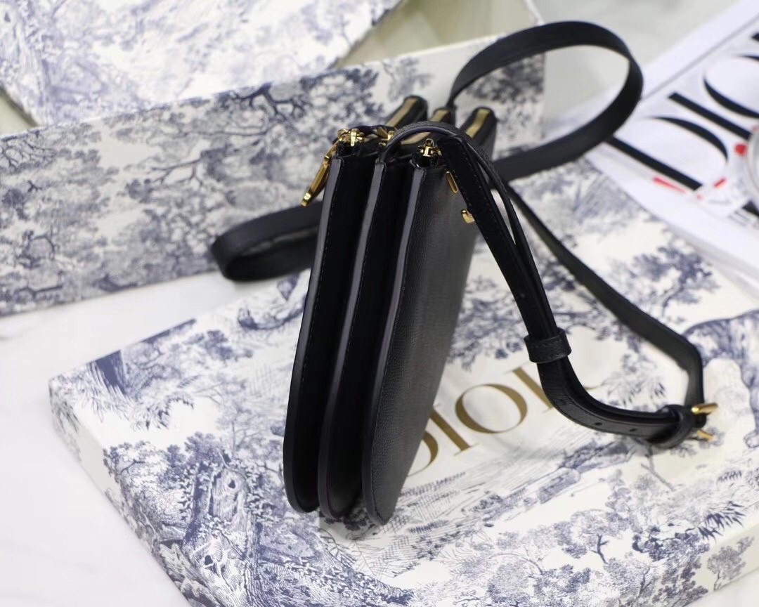D*or saddle trio pouch with strap in black calfskin