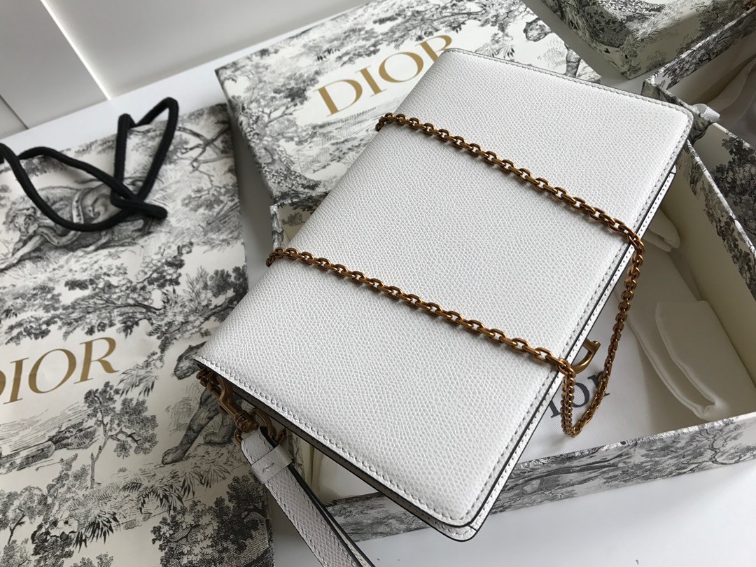 D*or saddle pouch in white grained calskin