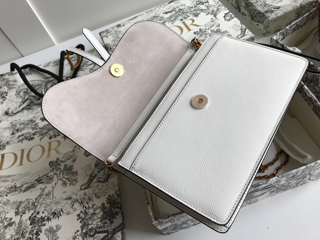 D*or saddle pouch in white grained calskin