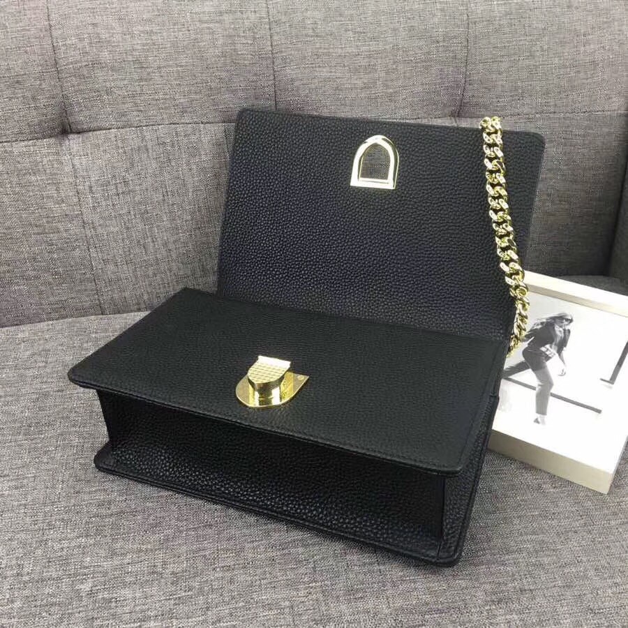 D*or D*orama flap bag in noir grained calfskin