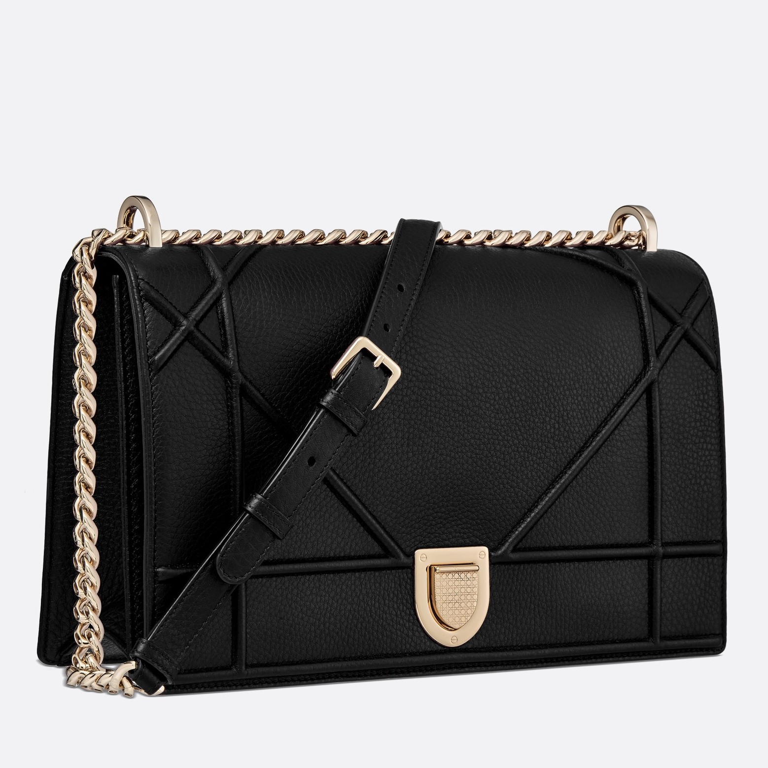 D*or D*orama flap bag in noir grained calfskin