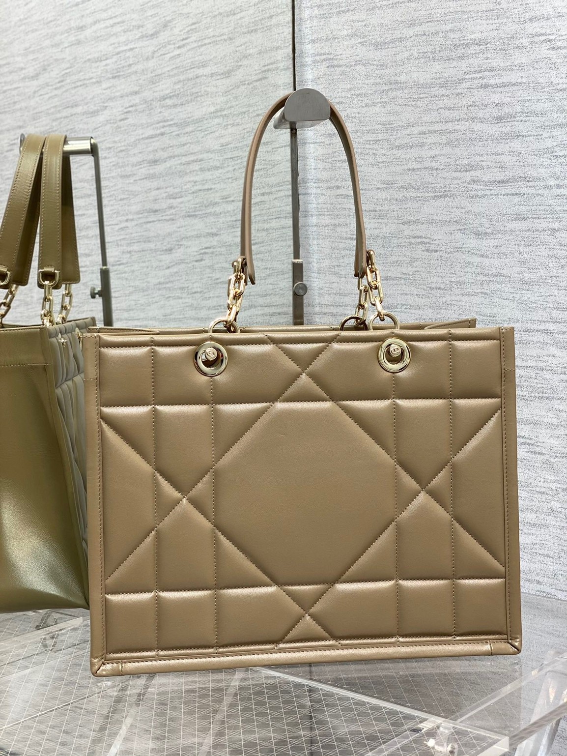 D*or medium essential tote bag in hazelnut archicannage calfskin