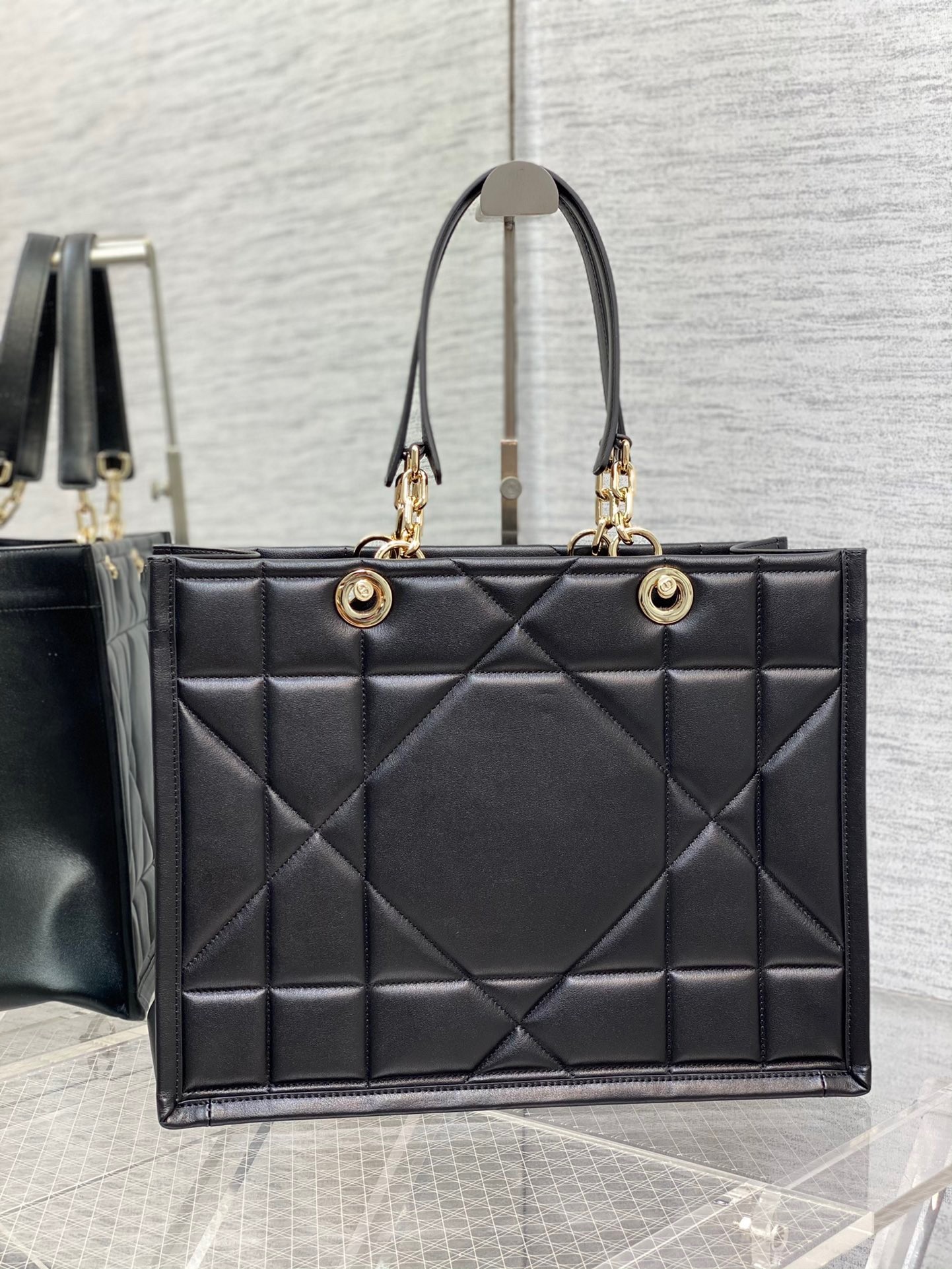 D*or medium essential tote bag in black archicannage calfskin