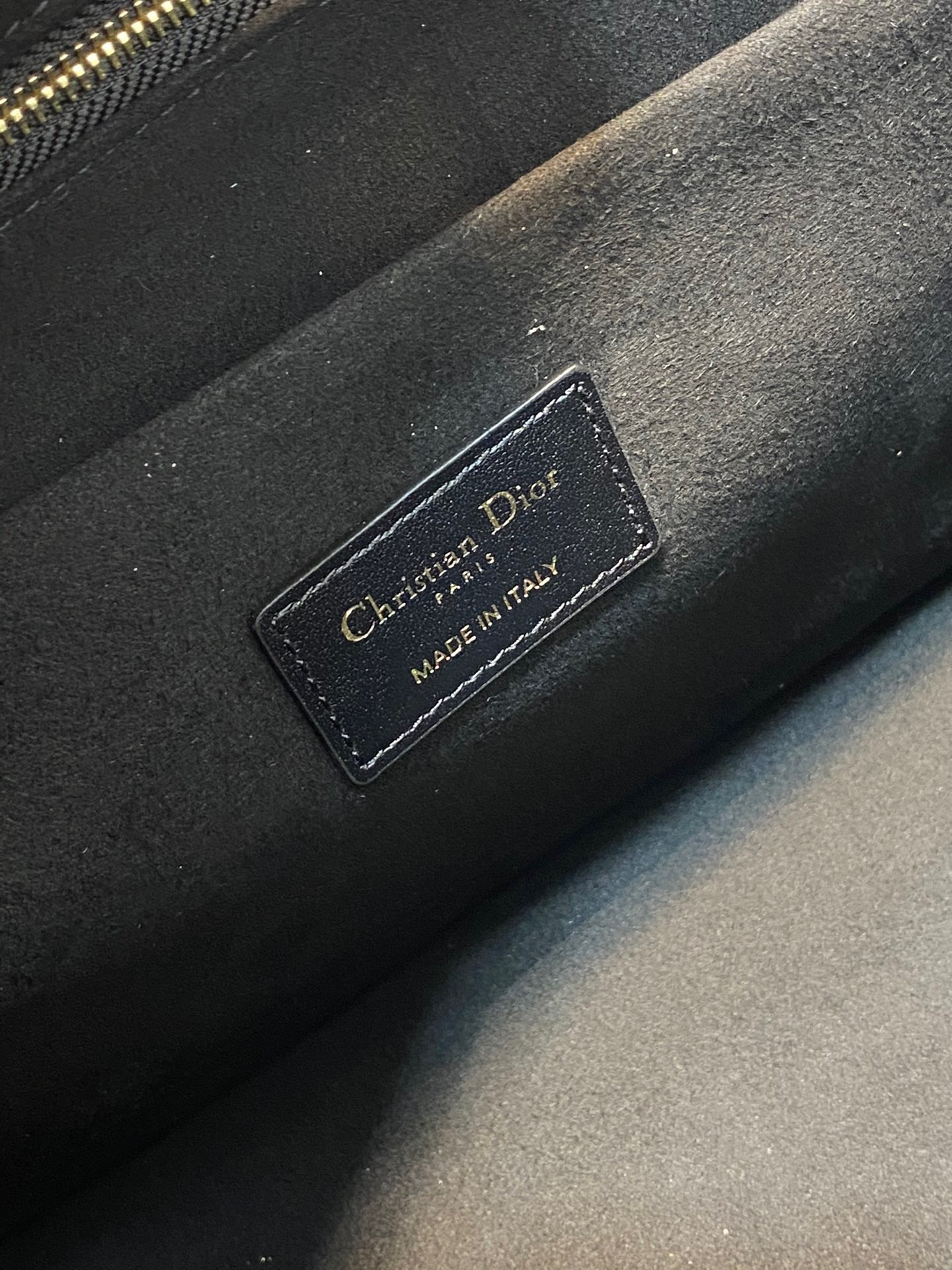 D*or medium essential tote bag in black archicannage calfskin
