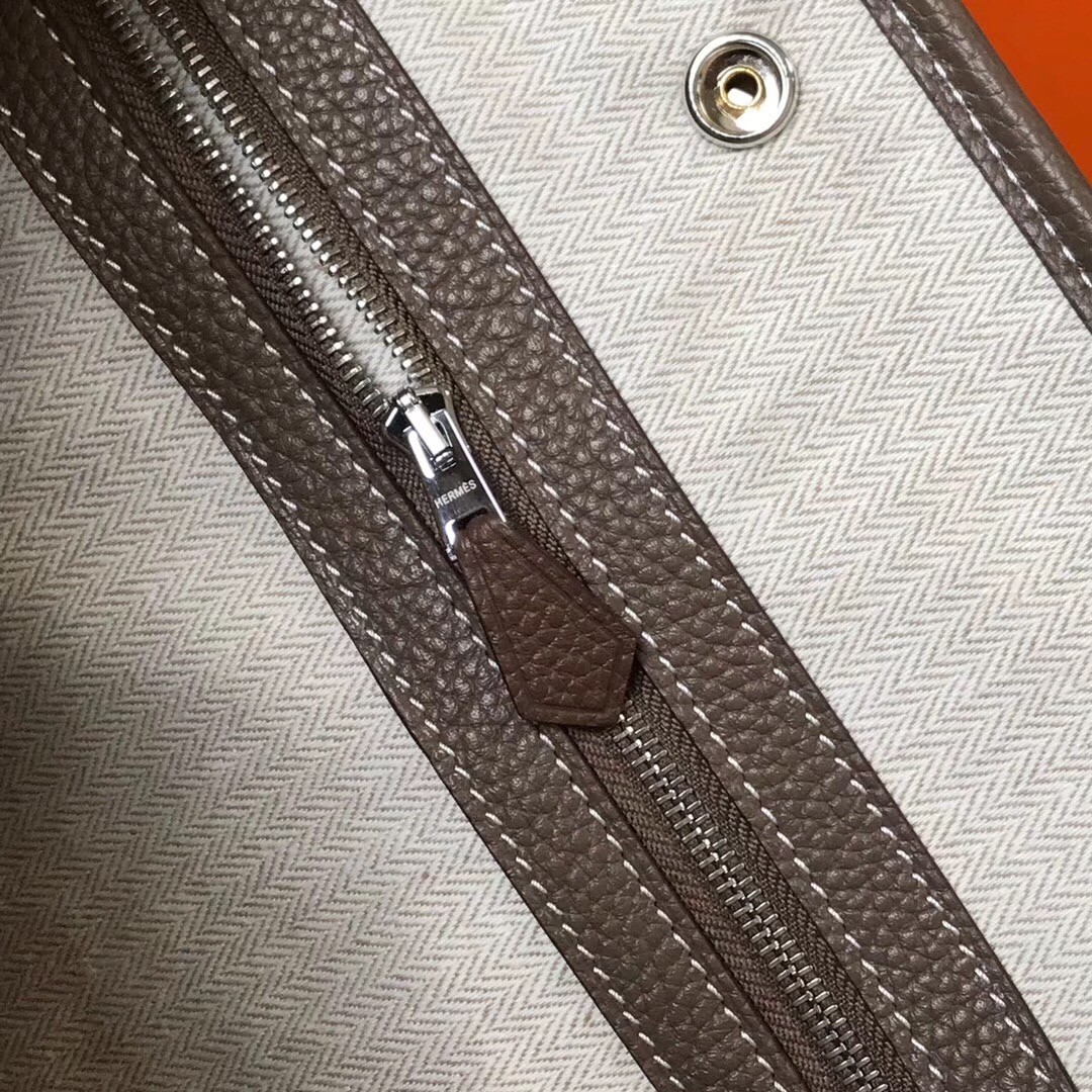H**mes garden party 36 bag in taupe clemence calfskin