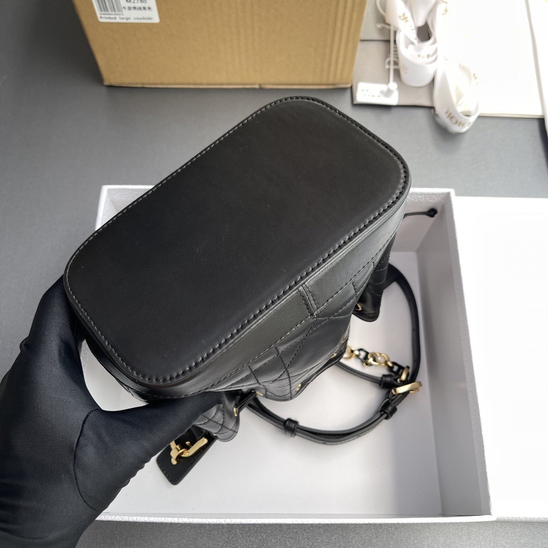 D*or small jolie bucket bag in black macrocannage lambskin