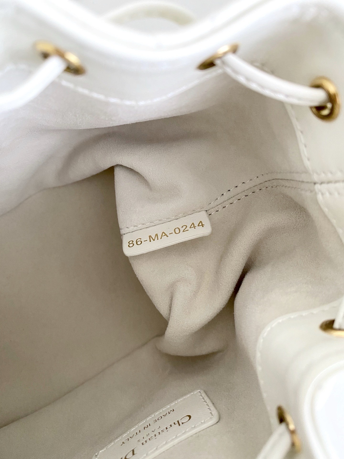 D*or small jolie bucket bag in white macrocannage lambskin