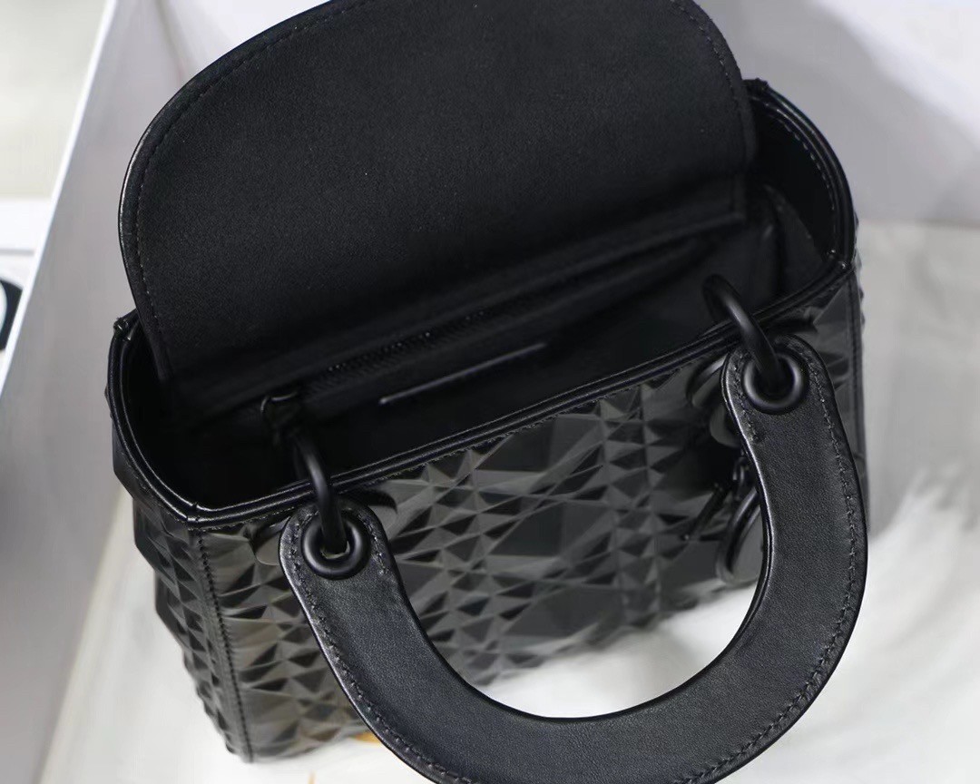D*or lady D*or mini bag in black calfskin with diamond motif