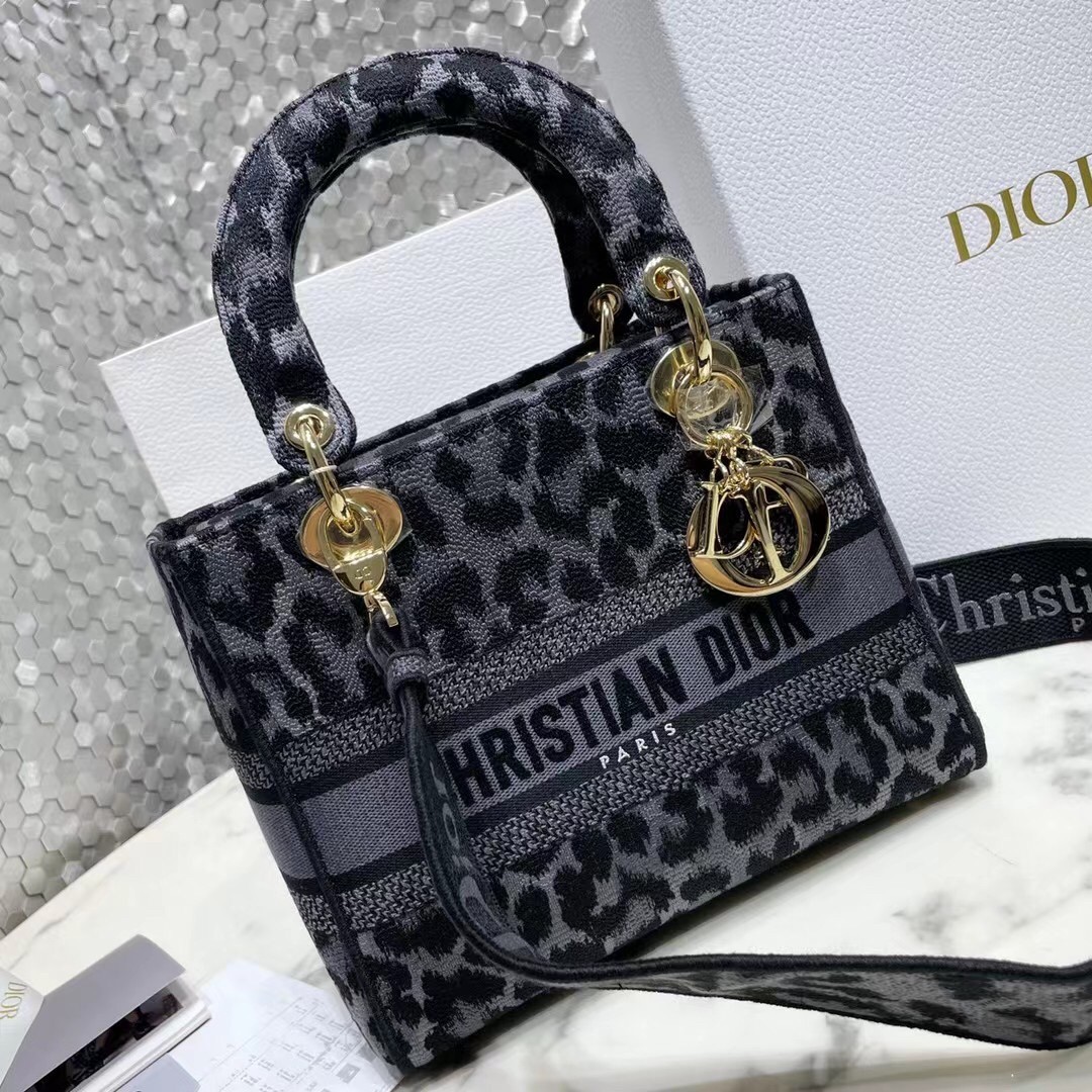 D*or medium lady d-lite bag in grey mizza embroidery