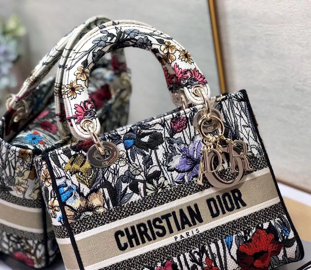 D*or medium lady d-lite mille fleurs embroidery bag