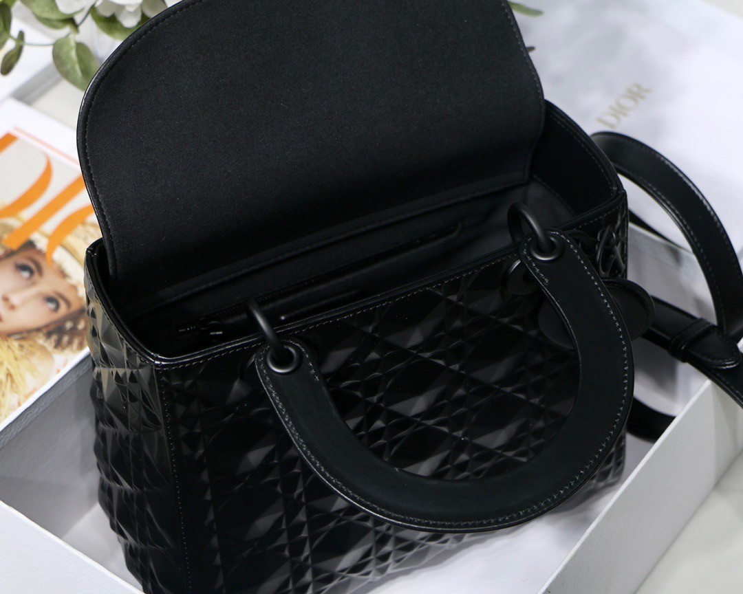 D*or medium lady D*or bag in black diamond calfskin