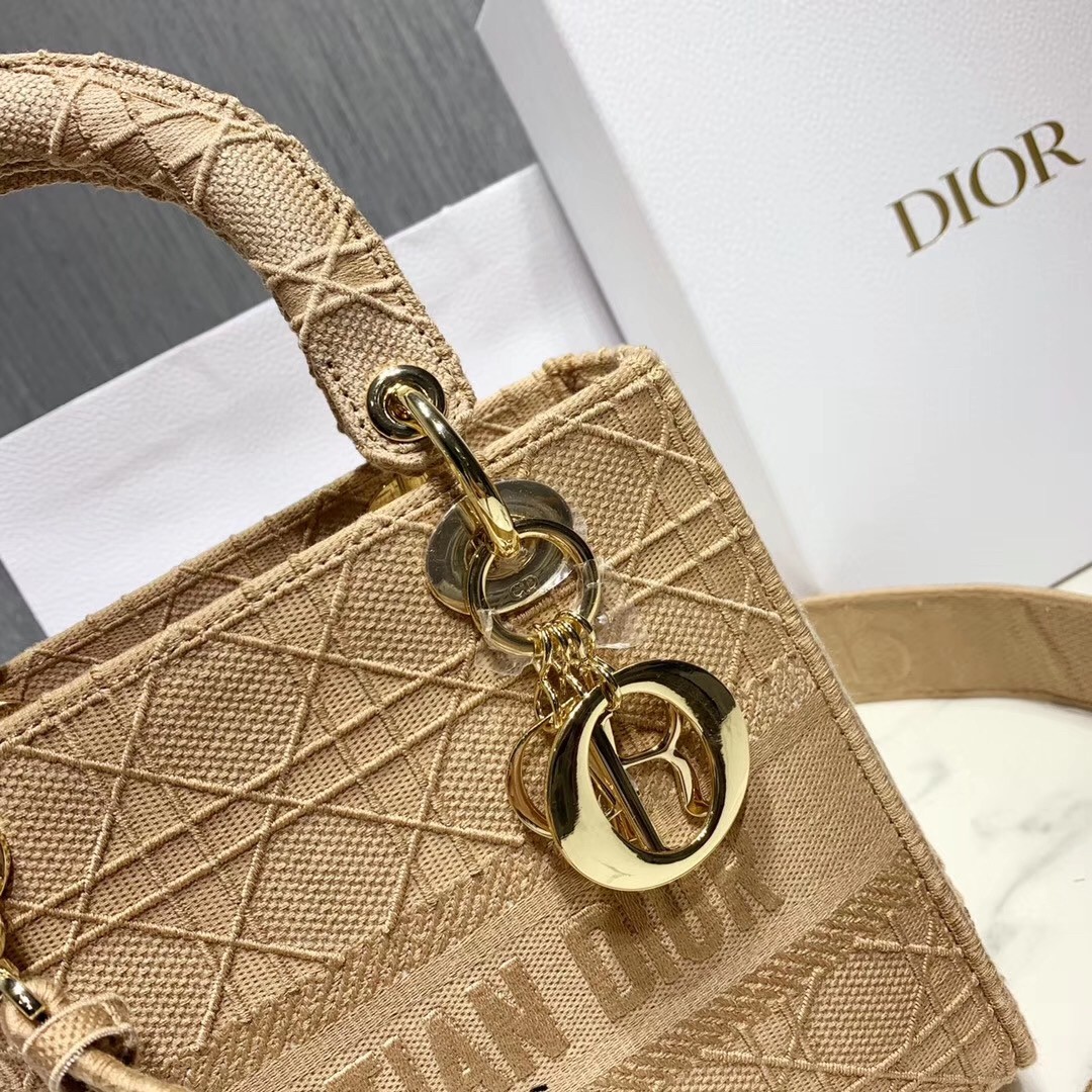 D*or medium lady d-lite bag in beige embroidered canvas