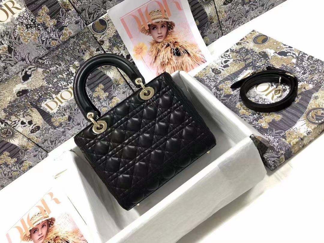 D*or medium lady D*or bag in black cannage lambskin