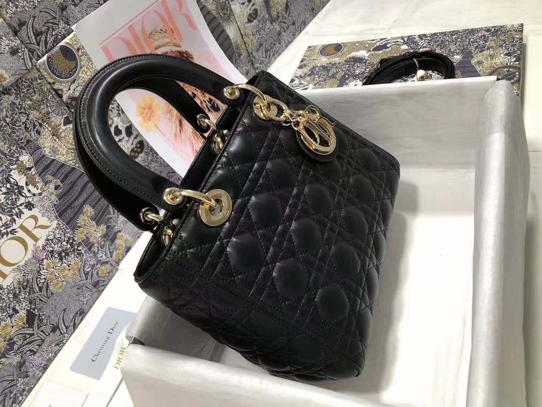 D*or medium lady D*or bag in black cannage lambskin