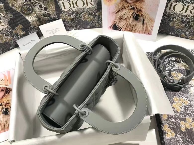 D*or medium lady D*or bag in grey ultramatte calfskin