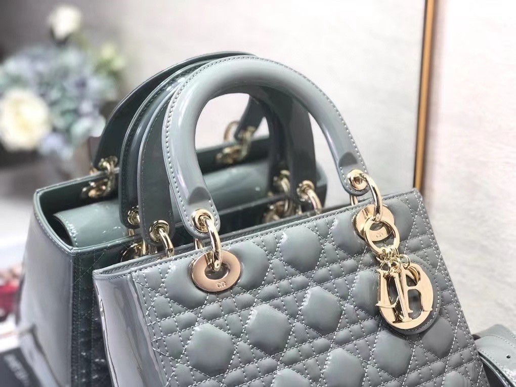 D*or medium lady D*or bag in grey patent cannage calfskin