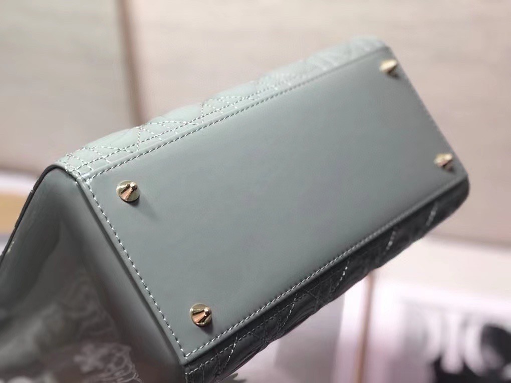 D*or medium lady D*or bag in grey patent cannage calfskin