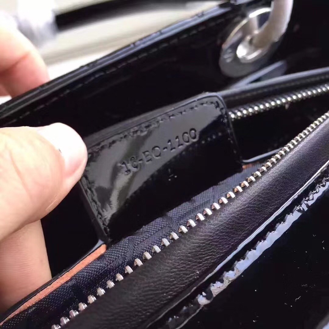 D*or medium lady D*or bag in black patent leather