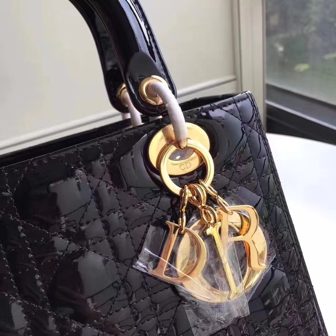 D*or medium lady D*or bag in black patent leather