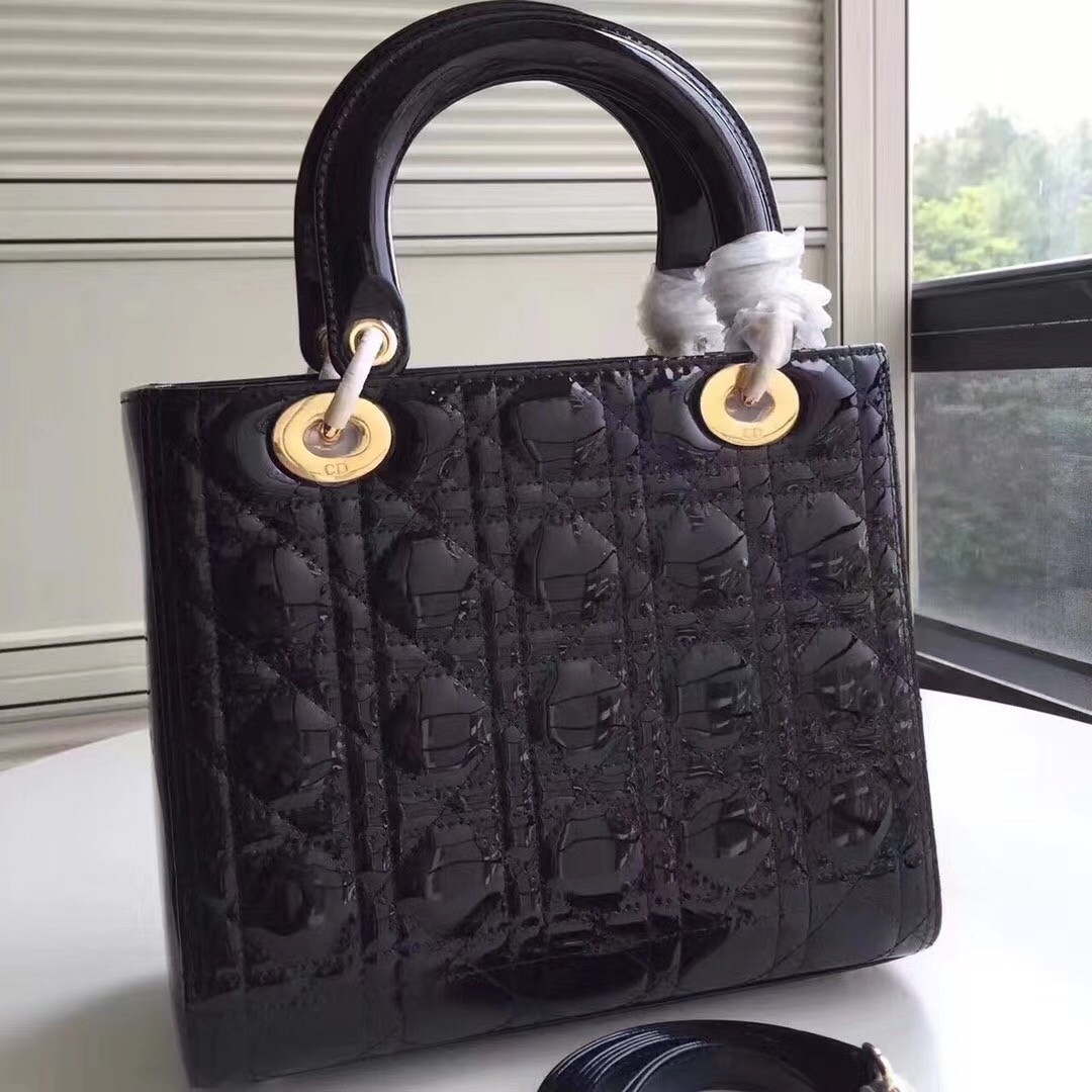 D*or medium lady D*or bag in black patent leather