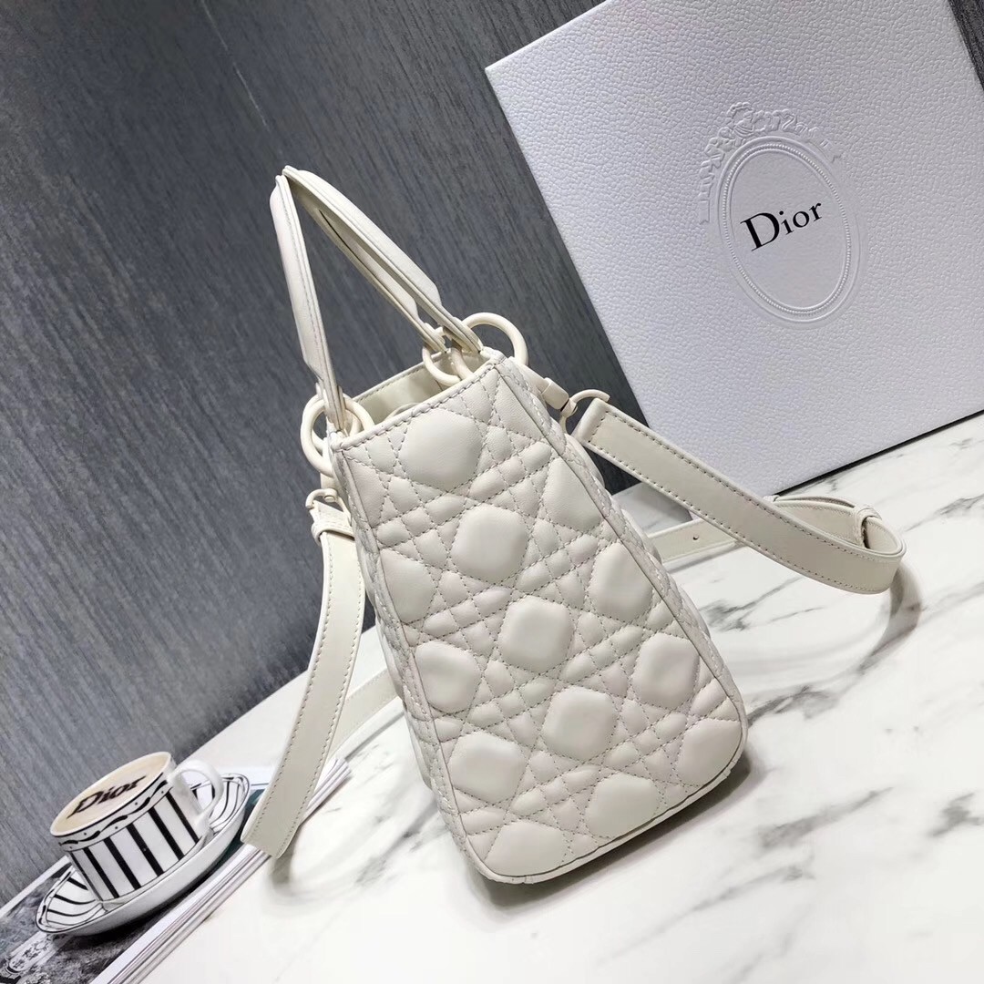 D*or medium lady D*or bag in white ultra matte calfskin