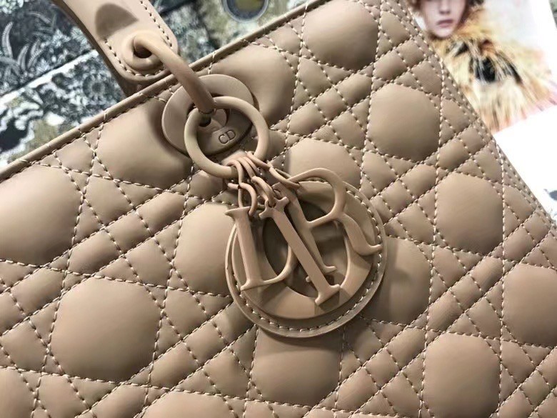 D*or large lady D*or bag in blush ultramatte calfskin