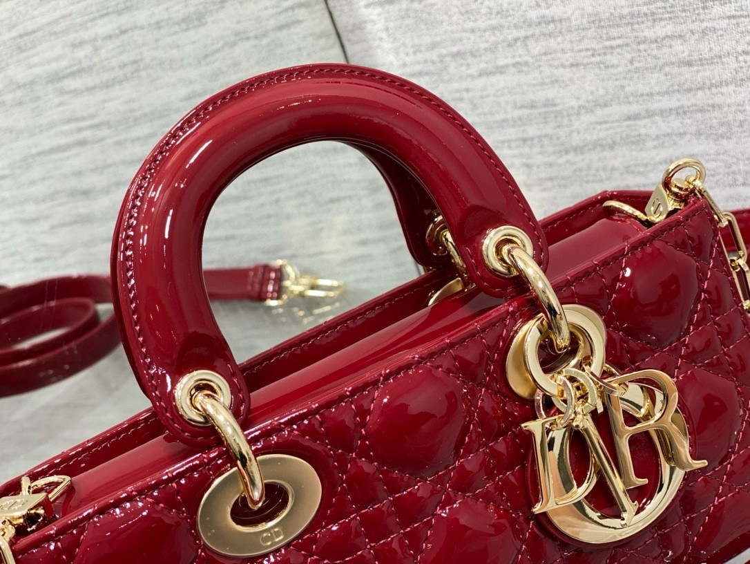D*or lady d-joy small bag in red patent calfskin