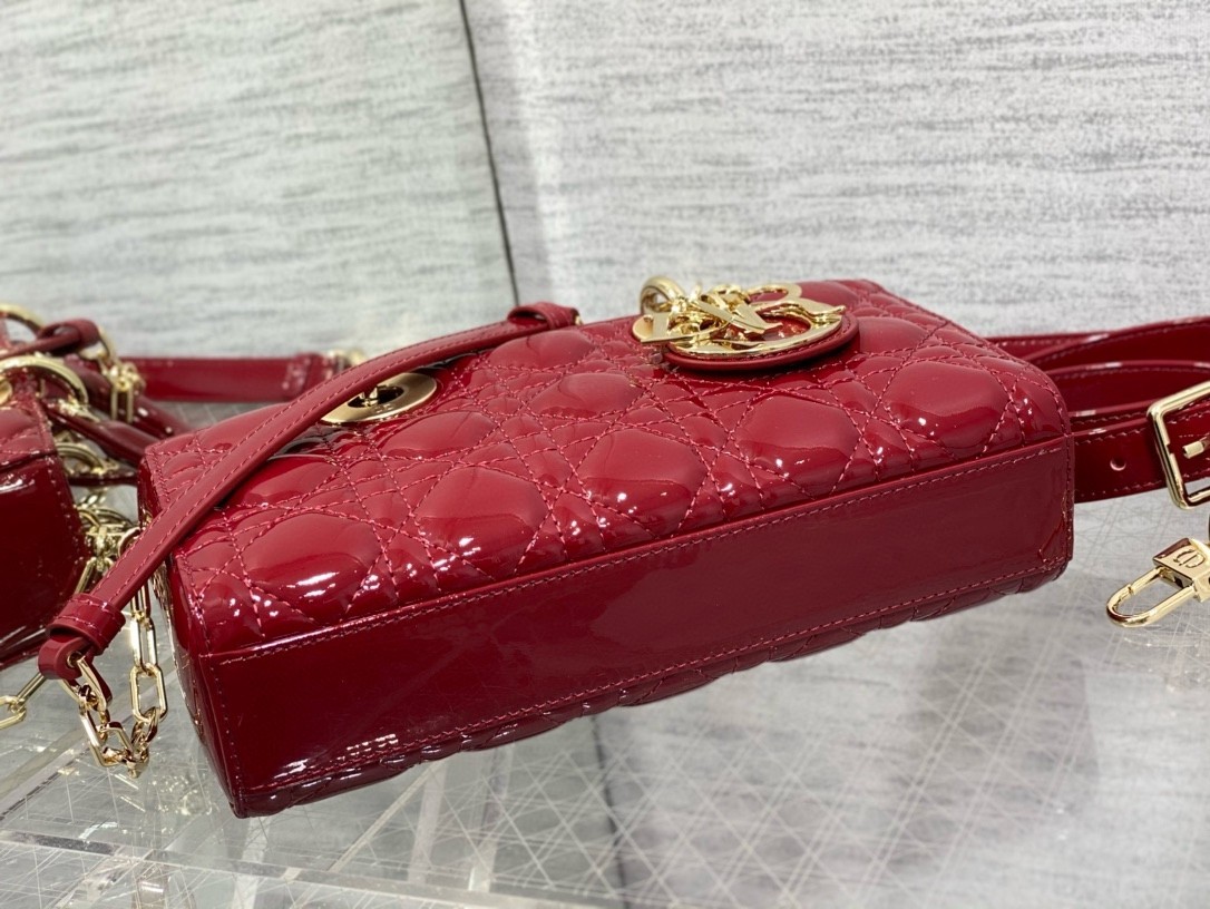 D*or lady d-joy small bag in red patent calfskin