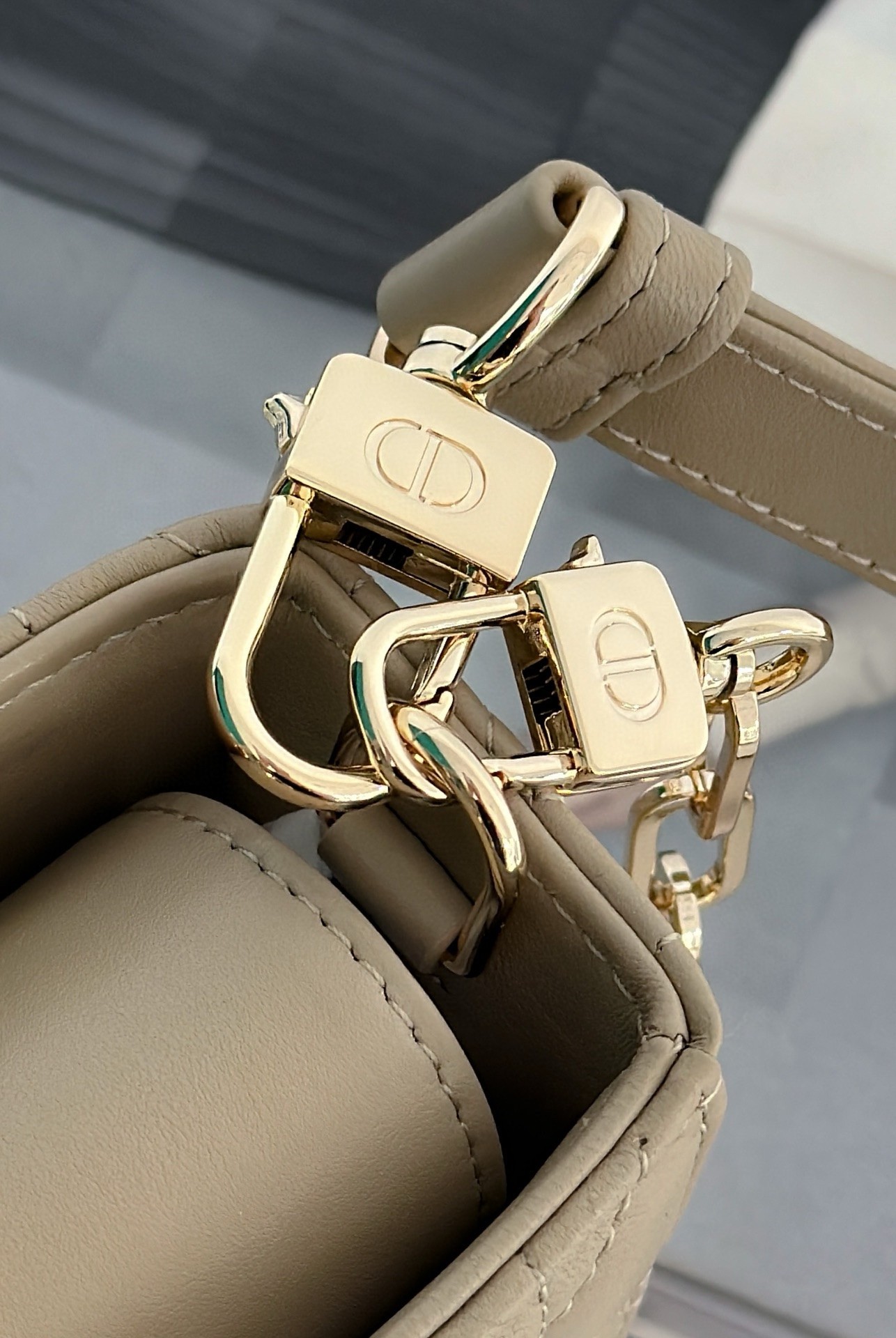 D*or lady d-joy medium bag in sand cannage lambskin
