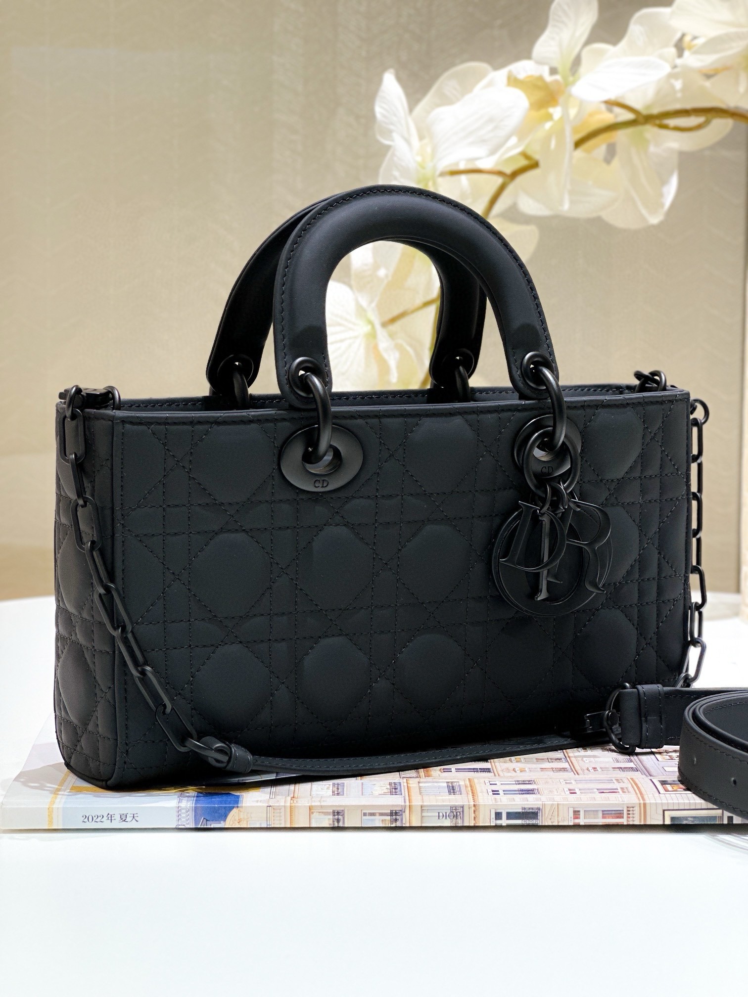D*or lady d-joy medium bag in black ultramatte calfskin