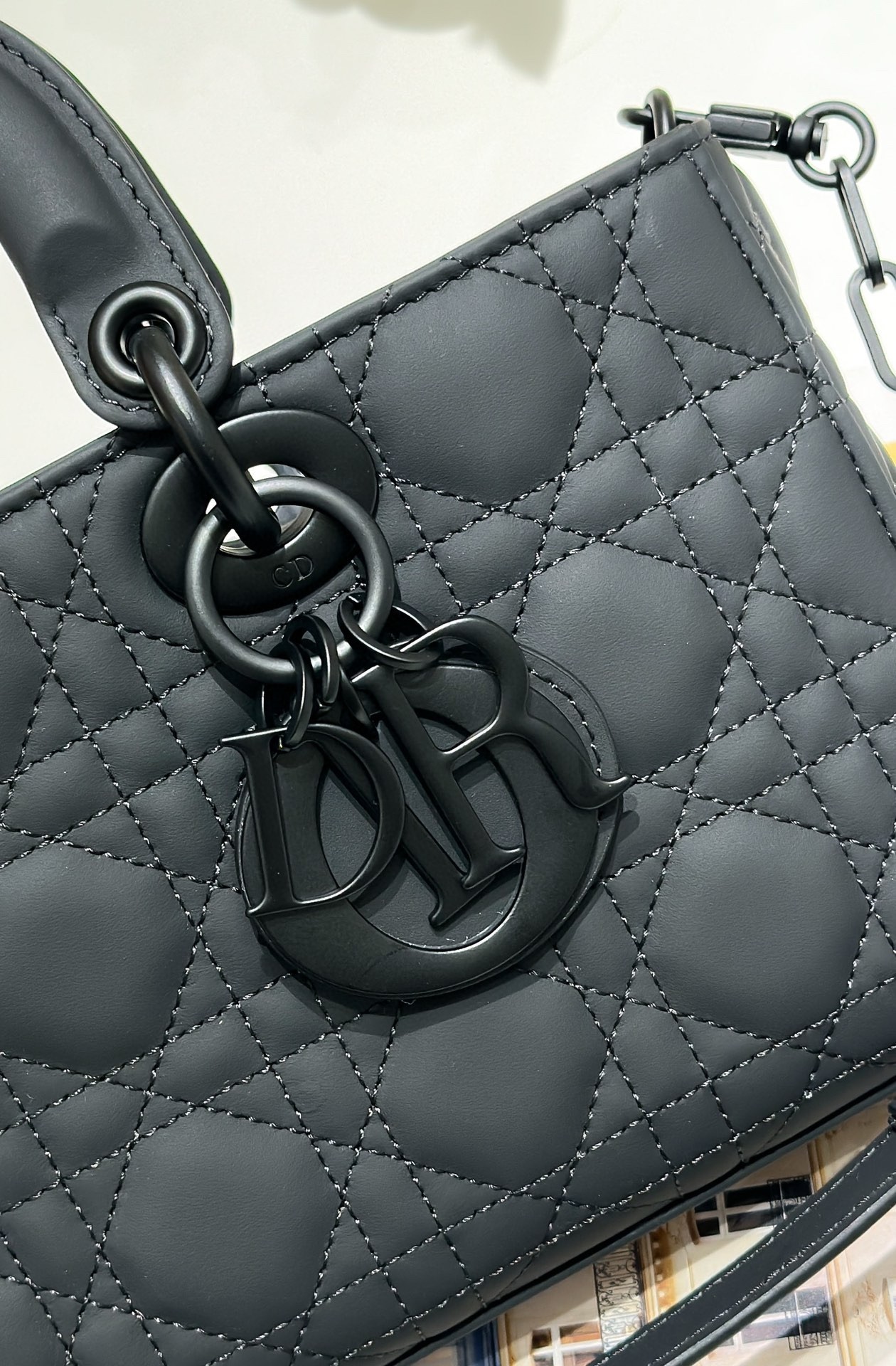 D*or lady d-joy medium bag in black ultramatte calfskin