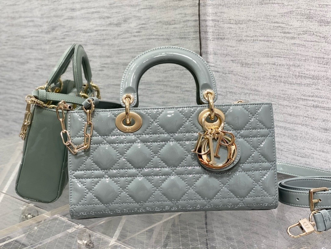 D*or lady d-joy medium bag in grey patent cannage calfskin