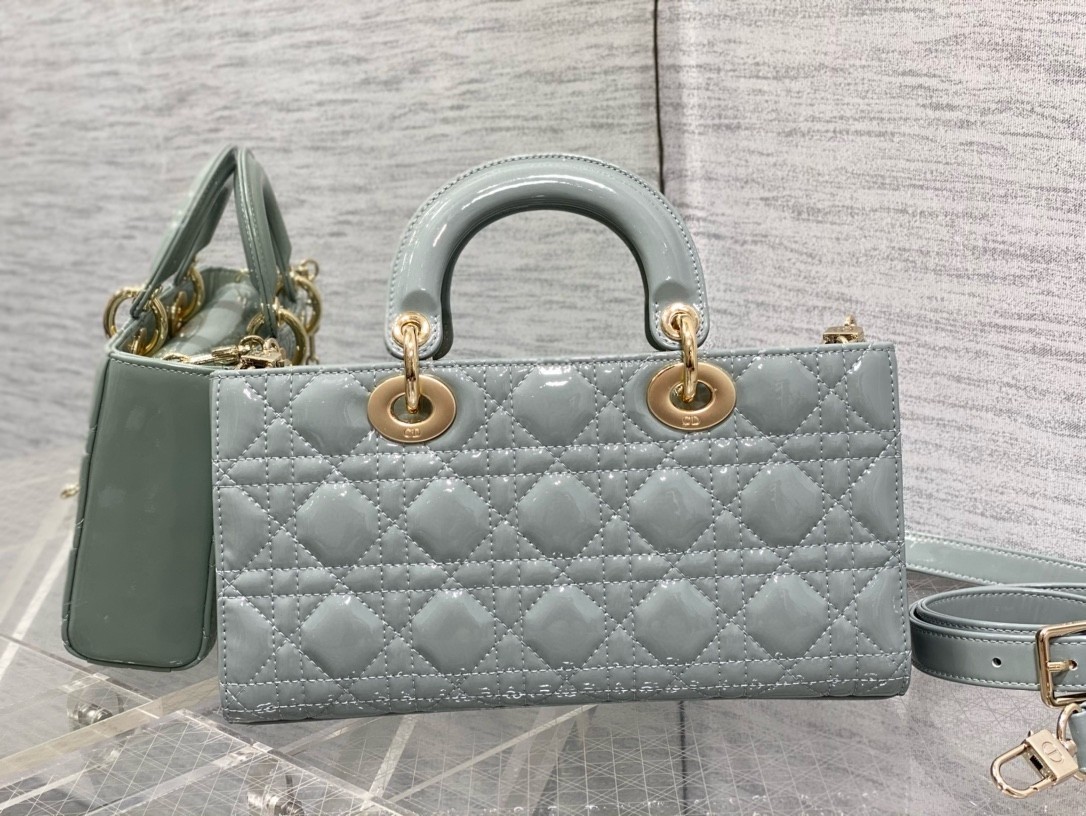 D*or lady d-joy medium bag in grey patent cannage calfskin