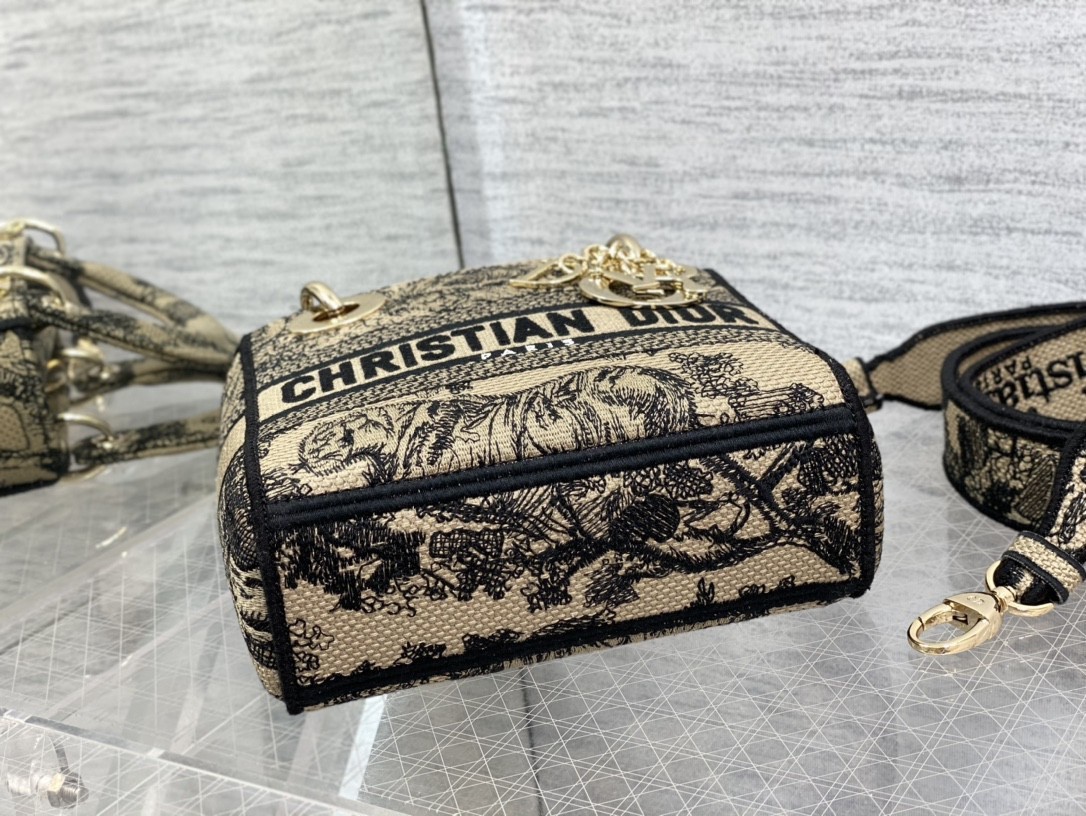 D*or mini lady d-lite bag in brown toile de jouy embroidery