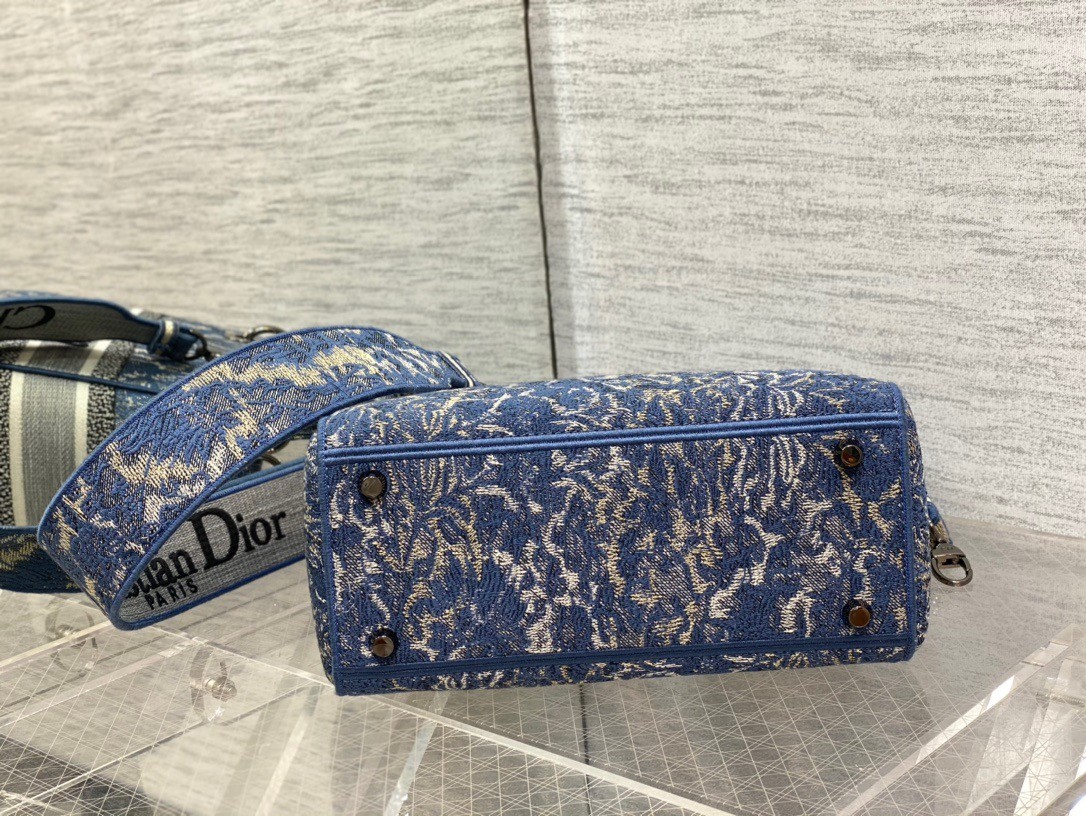D*or medium lady d-lite bag in blue brocart denim-effect embroidery