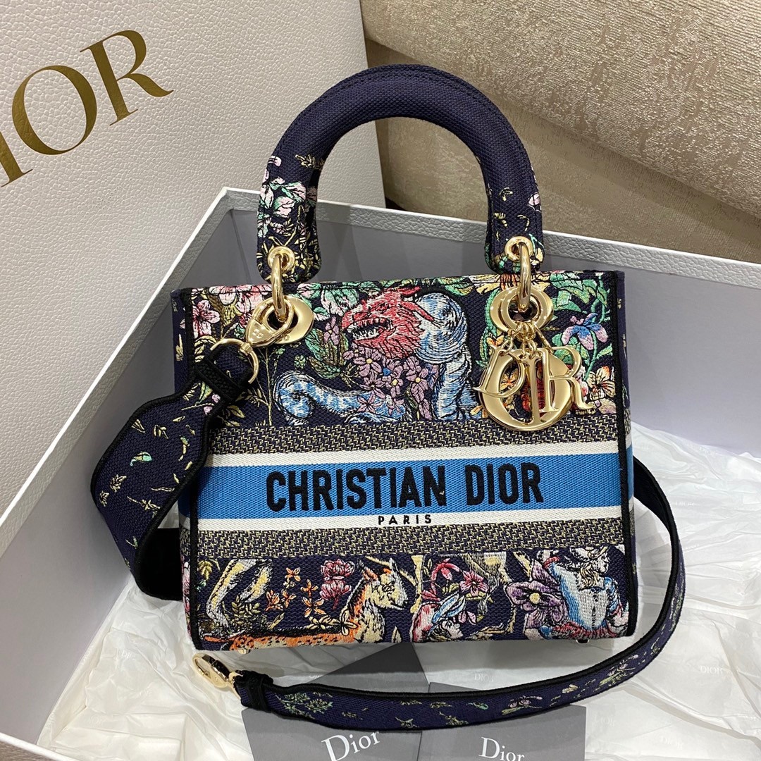 D*or medium lady d-lite bag in blue d-constellation embroidery