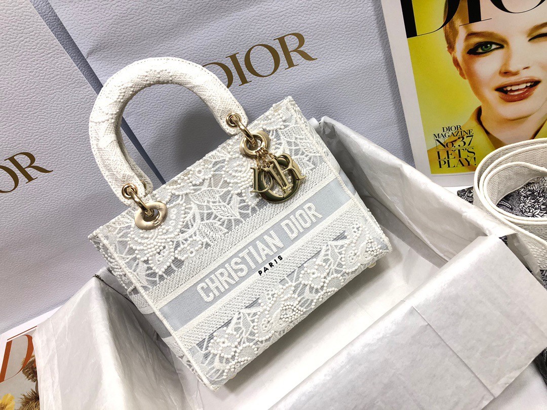 D*or medium lady d-lite bag in natural embroidery with macrame effect