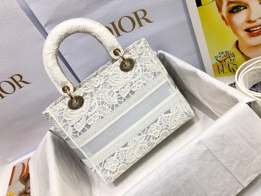 D*or medium lady d-lite bag in natural embroidery with macrame effect