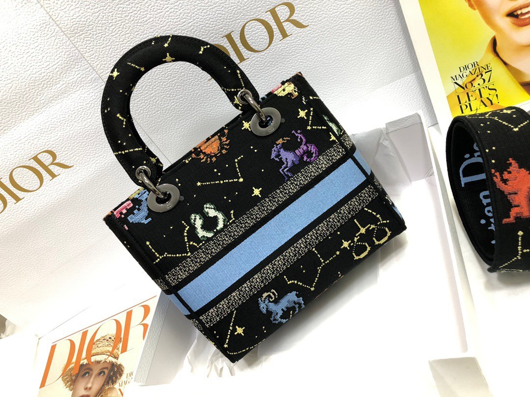 D*or medium lady d-lite bag in black pixel zodiac embroidery
