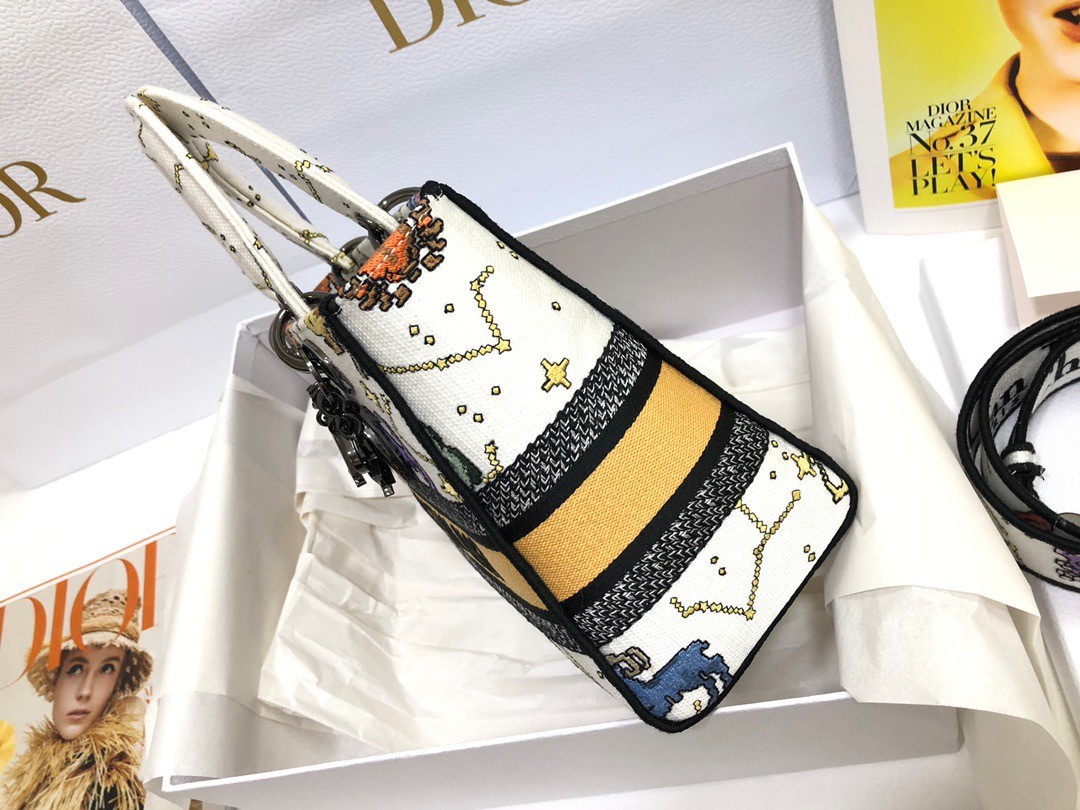 D*or medium lady d-lite bag in white pixel zodiac embroidery