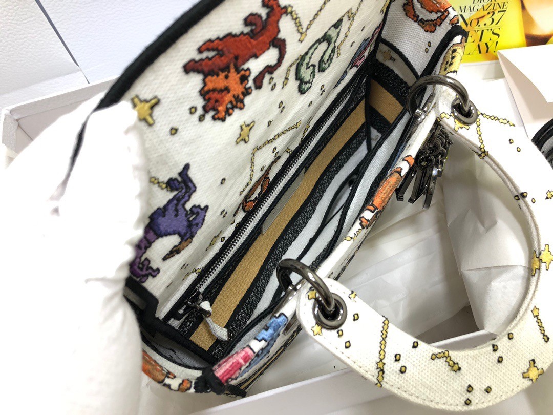 D*or medium lady d-lite bag in white pixel zodiac embroidery