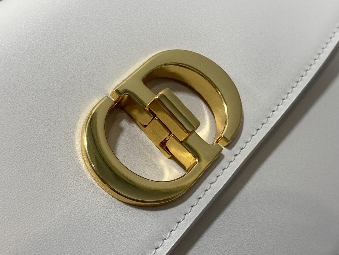 D*or 30 montaigne avenue bag in white box calfskin