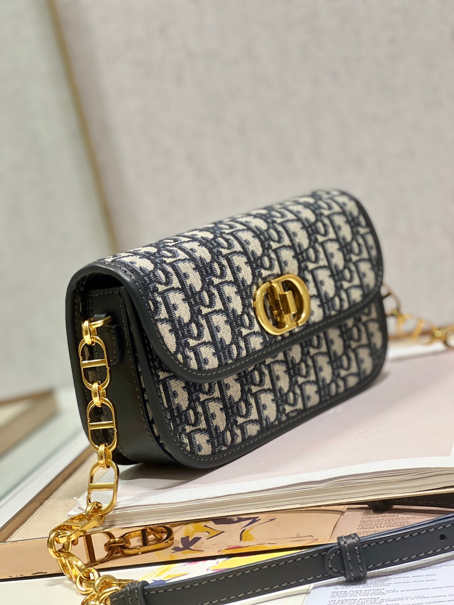 D*or 30 montaigne avenue bag in blue D*or oblique jacquard