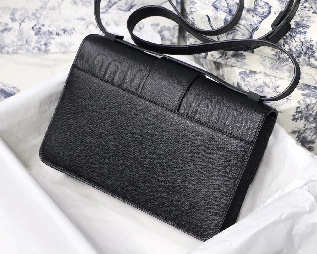D*or 30 montaigne bag in black ultra matte grained calfskin