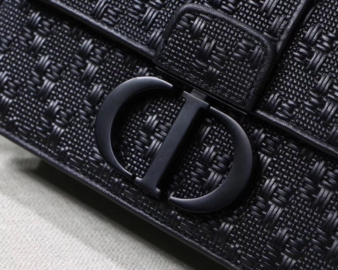 D*or 30 montaigne chain bag in black braided lambskin