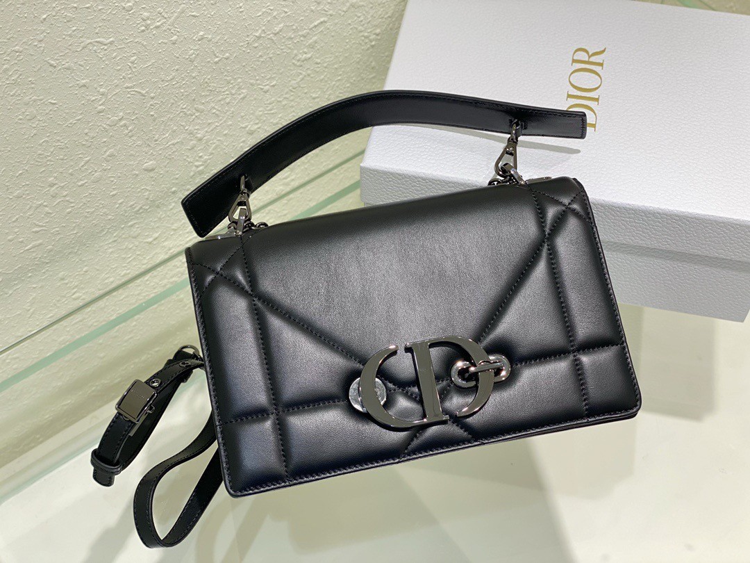 D*or 30 montaigne chain bag with handle in black lambskin