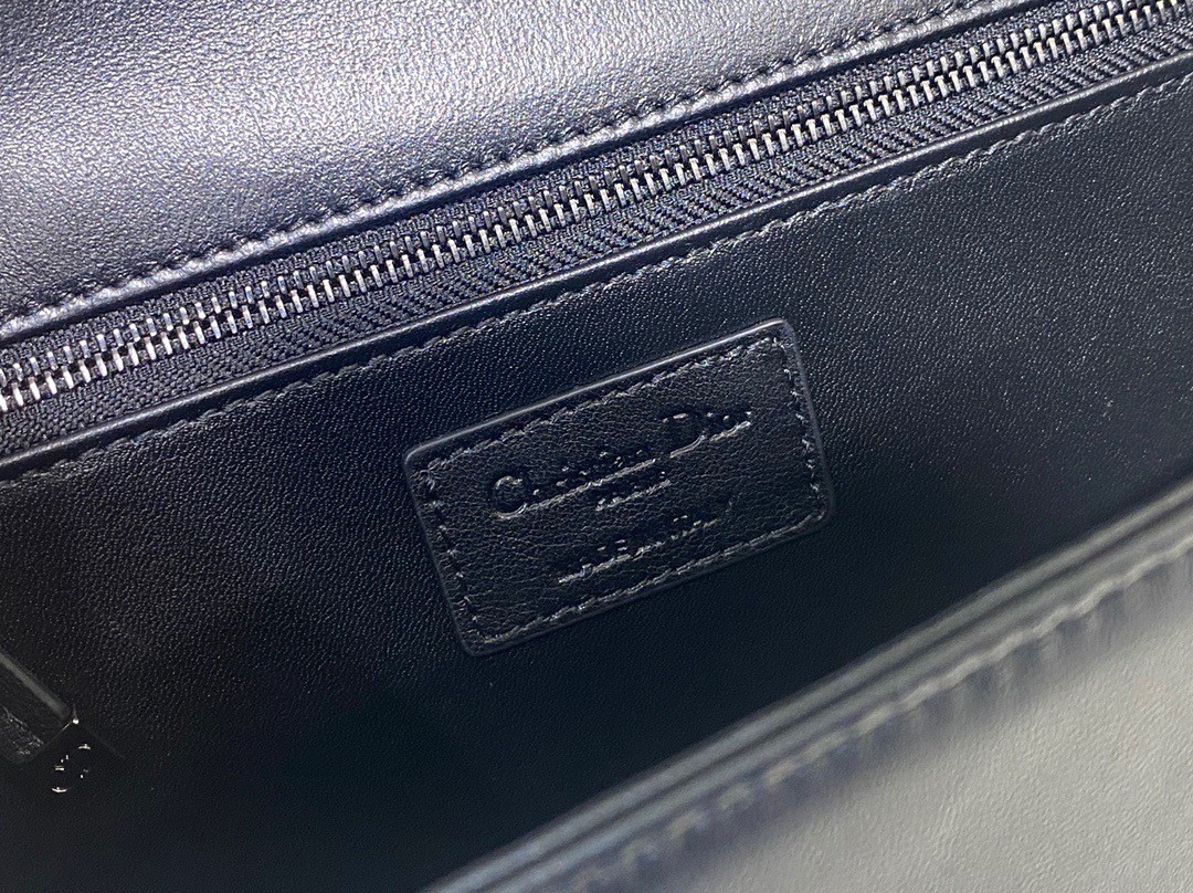 D*or 30 montaigne chain bag with handle in black lambskin