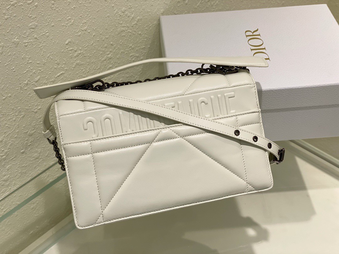 D*or 30 montaigne chain bag with handle in white lambskin