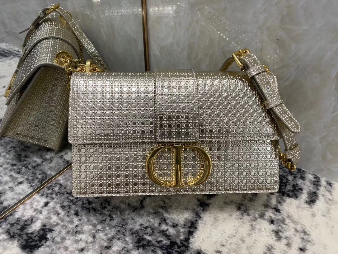 D*or 30 montaigne chain bag in metallic gold calfskin